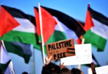 ما علاقة علم فلسطين بتظاهرات فرنسا وأمريكا؟ سر التمرد الغربي على حيتان المال
